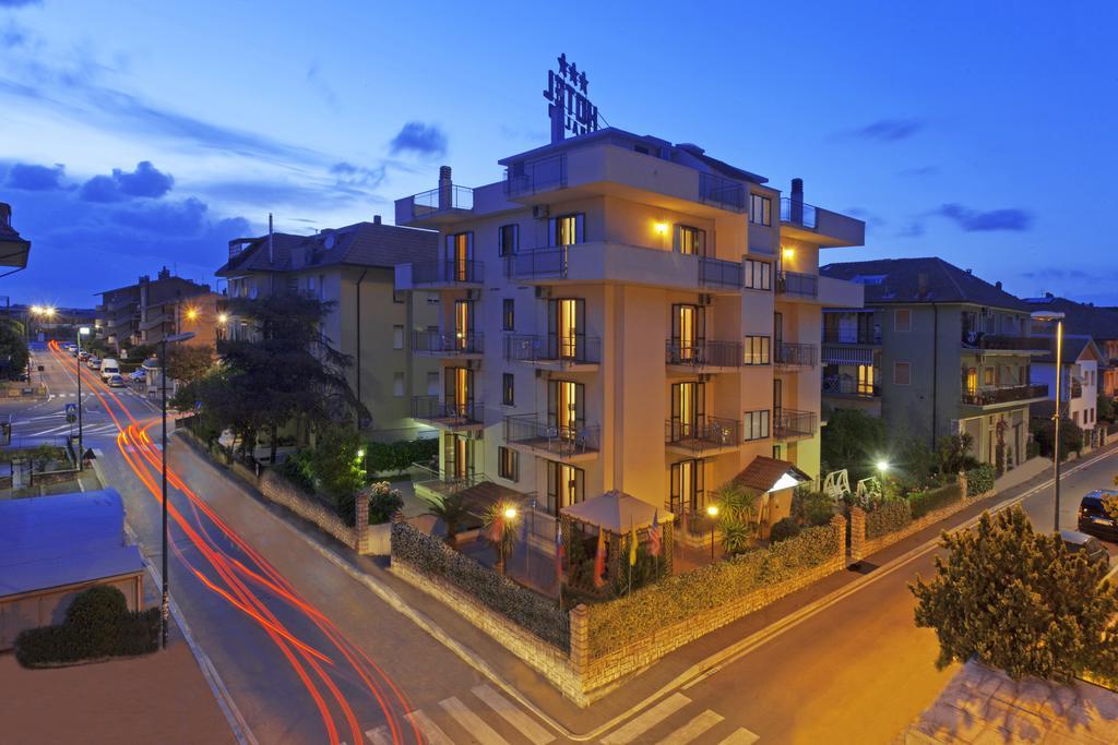 Hotel Corallo 알비니아 외부 사진